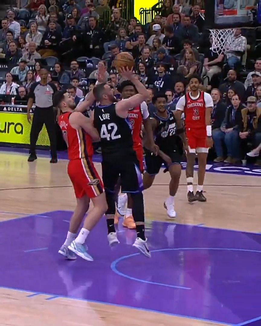 three the hard way (one handed) 👋