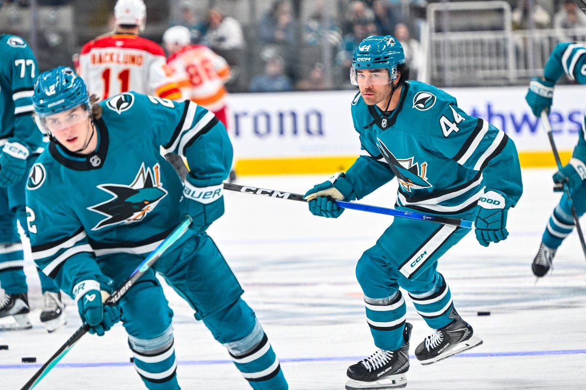 Sheng_Peng's tweet image. Welcome to San Jose, Kiefer!

Kiefer Sherwood makes his #SJSharks home debut, great pics by @hockeyshots!