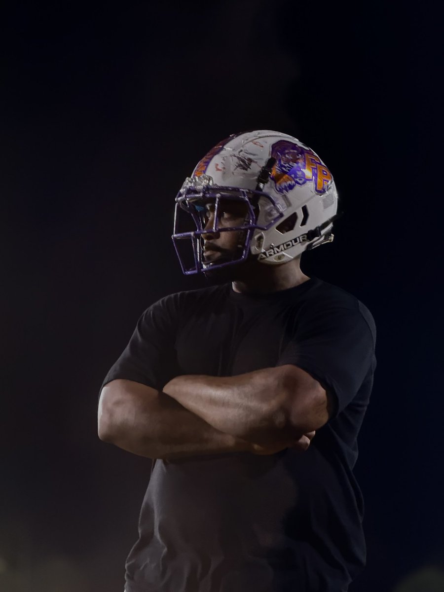 fpbengals772's tweet photo. Bengals getting ready for the ride to Pompano 🛣️↗️

@apple | #IPhoneProMax https://t.co/yHX8ZXwGdz
