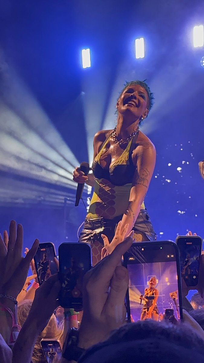 josh 💭 tweet media