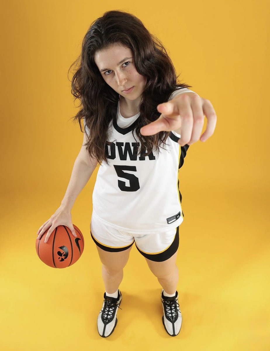 Ava Heiden CAREER HIGH vs Illinois:

▪️28 PTS
▪️4 REBS
▪️1 AST
▪️1 BLK

▪️13-18 FG

#9 Iowa beats Illinois 82-78🐤