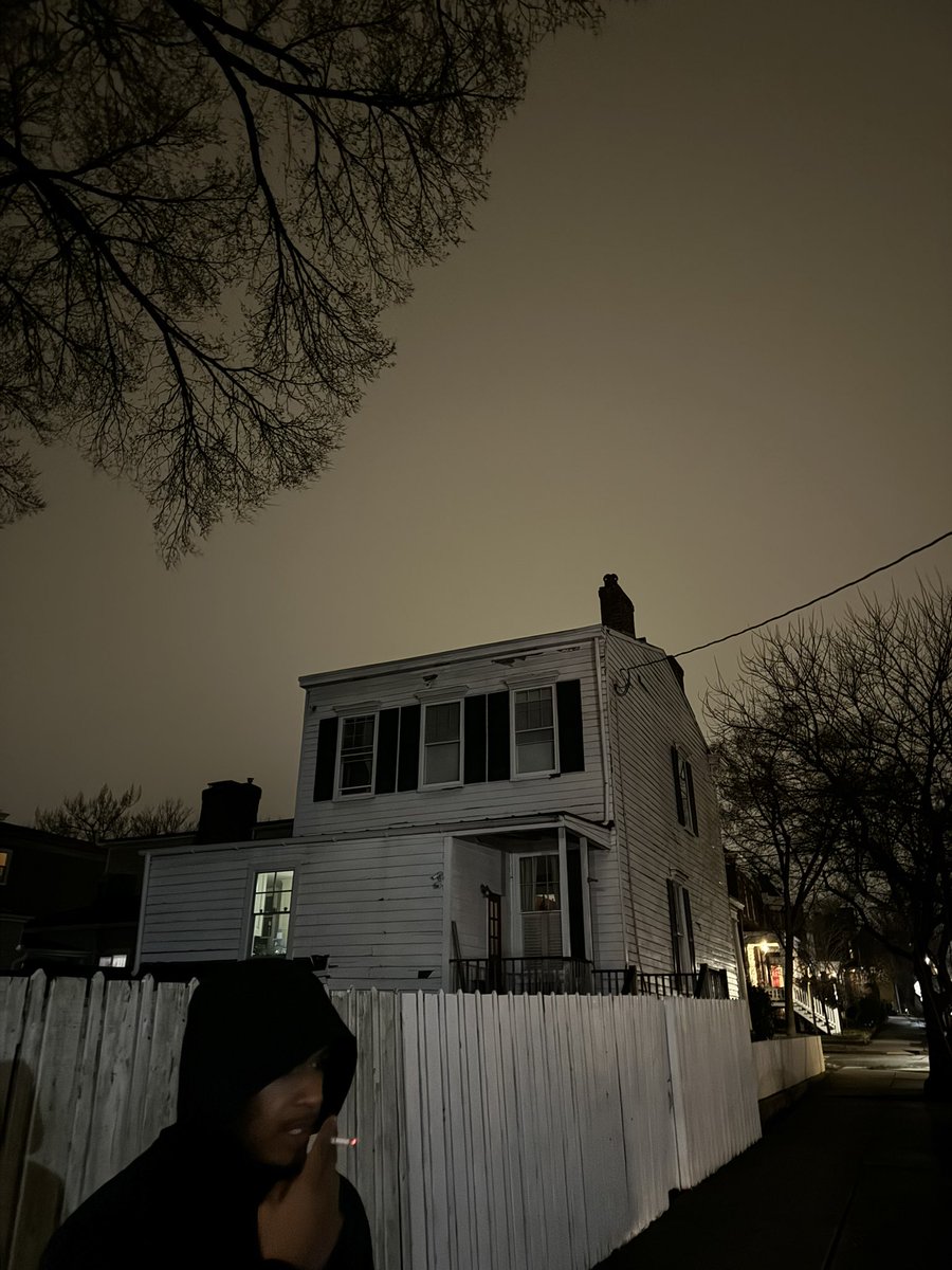 popular loner tweet media