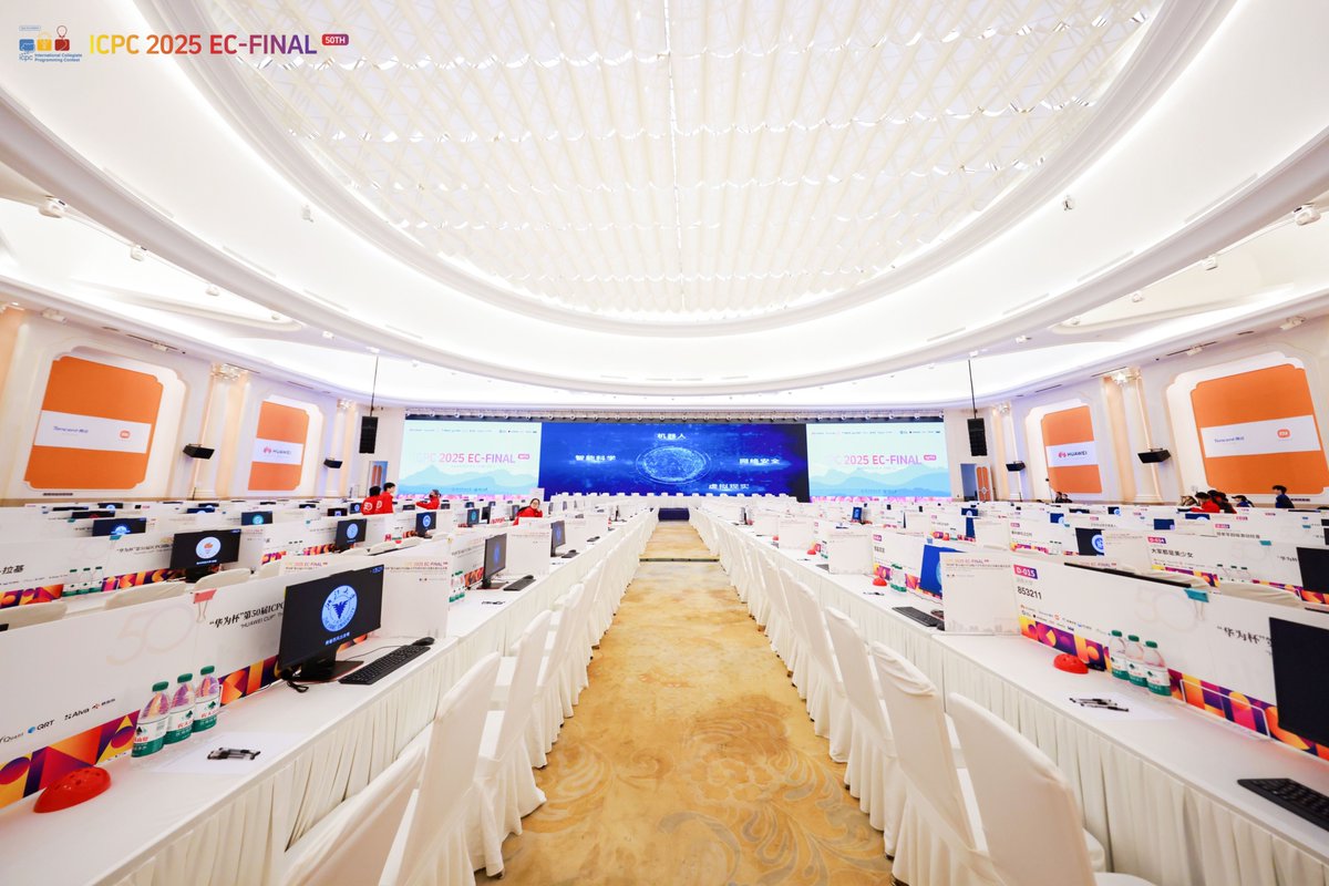 ICPCNews tweet media