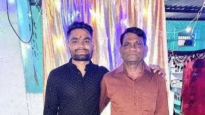 1no_aalsi_'s tweet photo. When a father spends his entire life shaping his son and just when the son becomes successful and wants to give his father all the happiness in the world, the father leaves this world then that absence and pain become the deepest sorrow of the son’s life 💔 https://t.co/RkusULdSMR