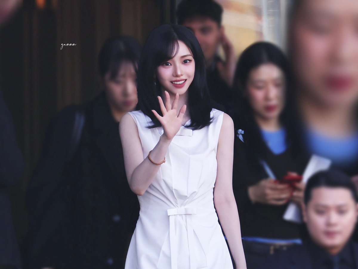 xyan_k's tweet photo. 260226

#Karina #카리나 #aespa #에스파 
#KarinaxPrada #PradaFW26
#PradaFW26xKARINA https://t.co/SWLUv33BKU