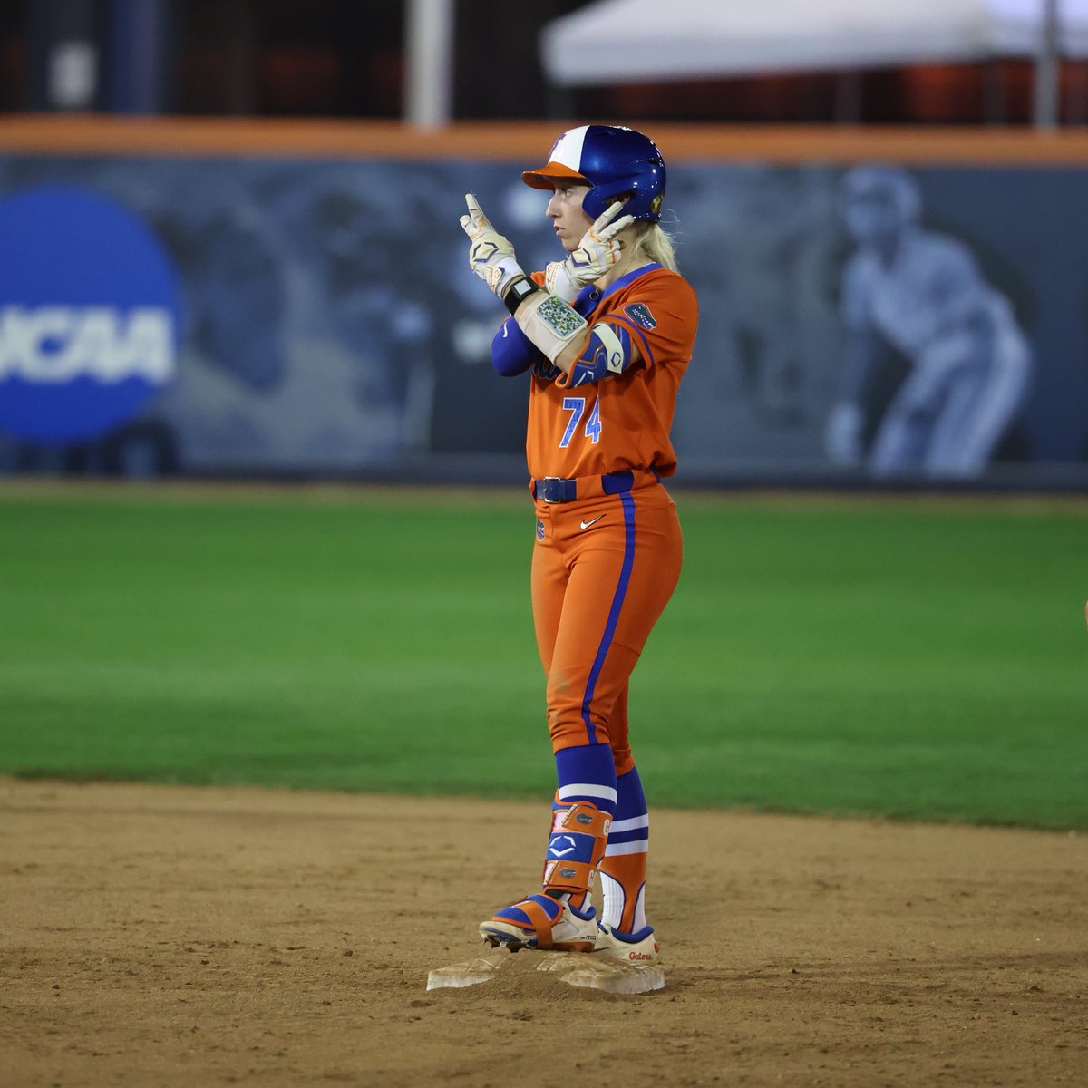 Gators Softball tweet media