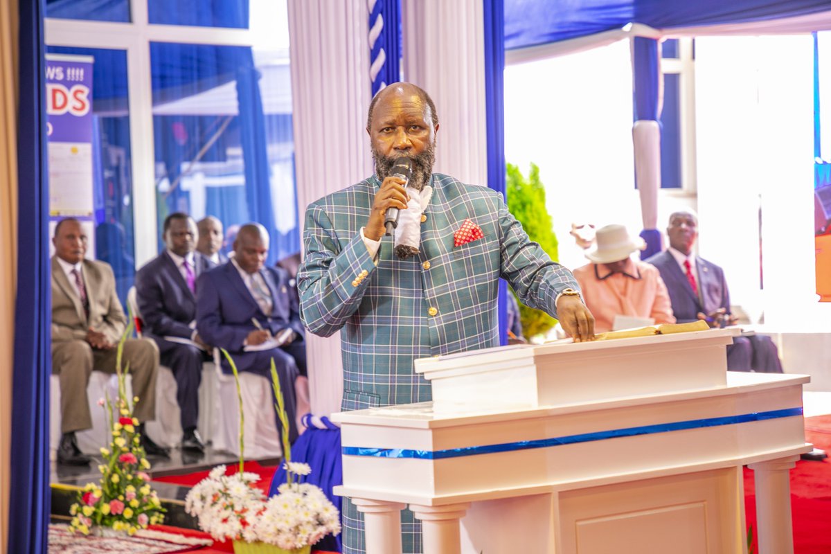 Separate yourselves from the sinful world. The LORD is justified that those who are HIS should separate out!! —2nd Timothy 2:19 #FridayMorningBread