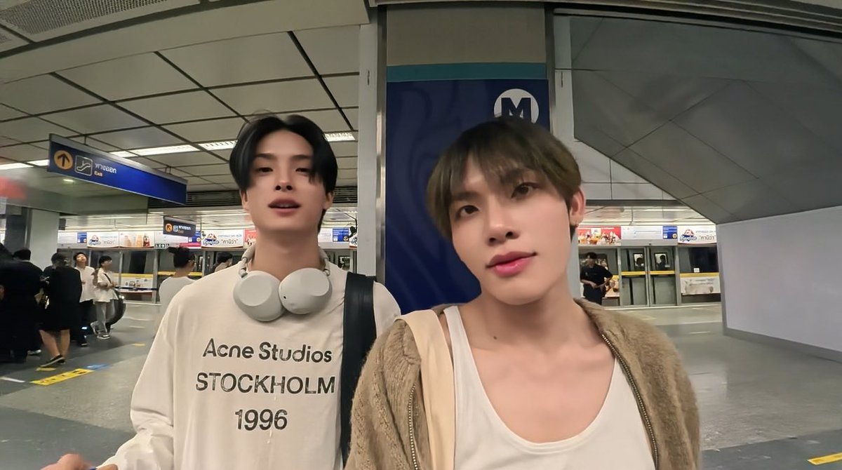 ประเทศ ไทย ไอดอลสามารถใช้ชีวิต ขึ้นรถสาธารณะได้แบบอิสระ ดีอะ