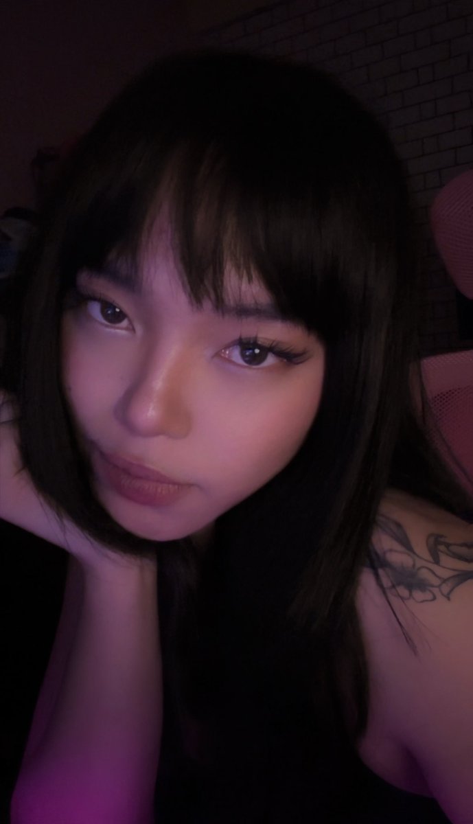 GODDESS MIA ★ tweet media
