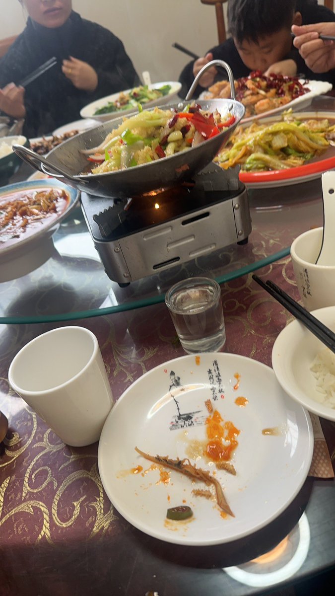 𝓛𝓸𝓿𝓮 tweet media