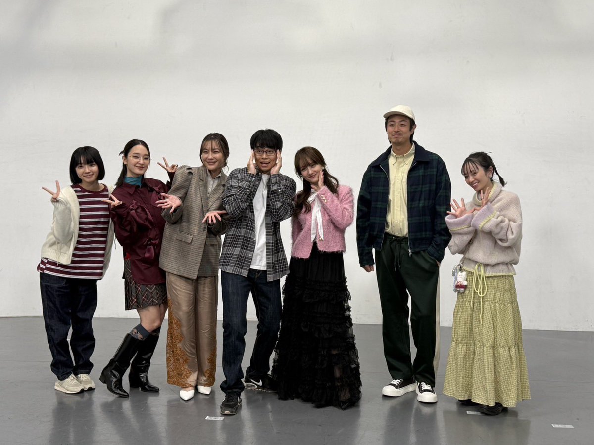 araki_sugou's tweet photo. #人は見た目じゃないと思ってた。

最終回、ありがとうございました。

主演として駆け抜けた全8話。
たくさんの学びと、たくさんの感謝。

皆様にとって、
何か一つでも心に残るものがあったなら。
明日を少し前向きに、楽しみに迎えられるきっかけになれていたなら。

それが何より嬉しいです。

『人は見た目じゃないと思ってた』
本当にありがとうございました👓

@tx_hitomita 

#テレ東
#木ドラ24
#菅生新樹