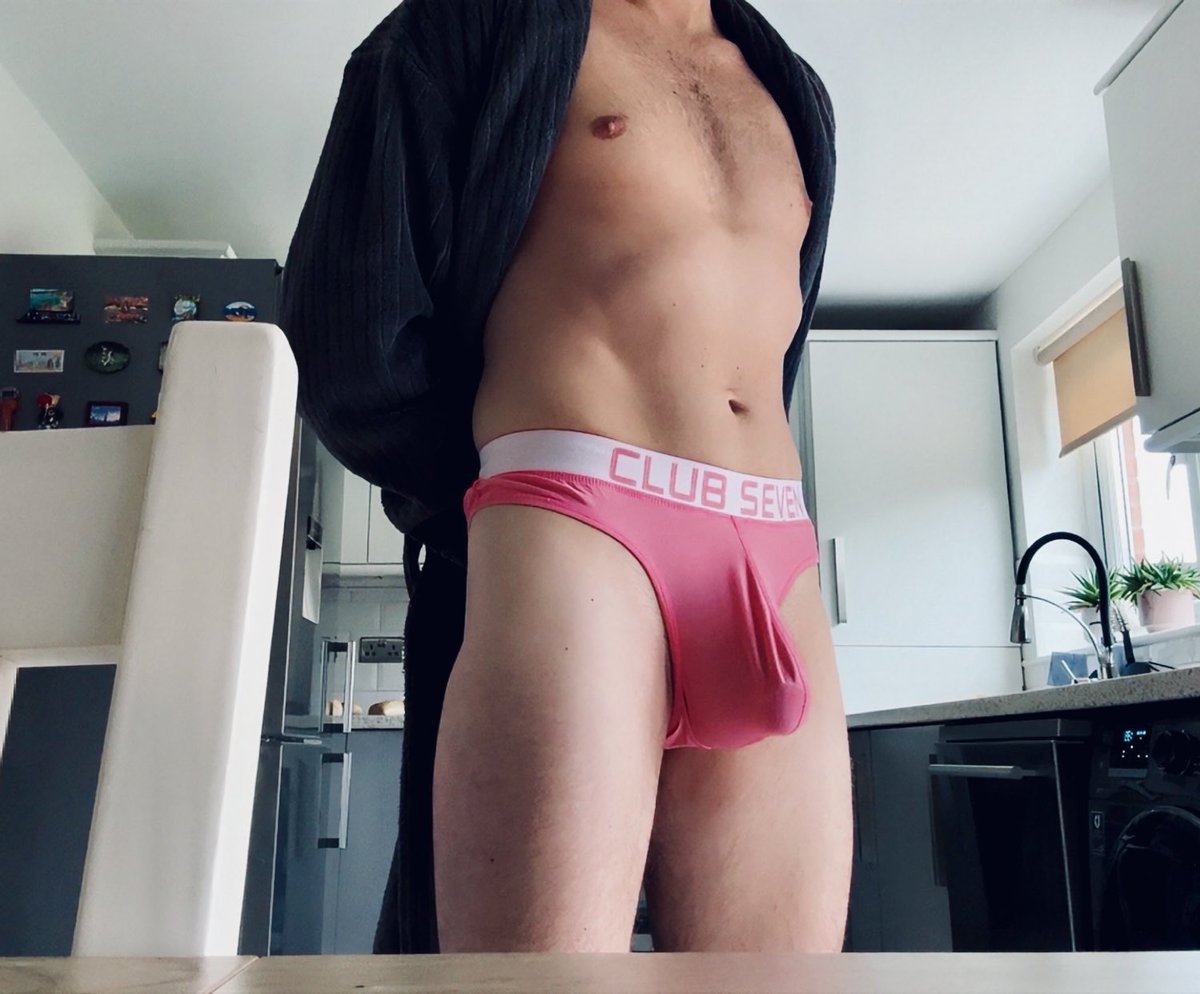 AndrewB9010's tweet photo. @club7Menswear love wearing them https://t.co/HNhRbJ2YtD