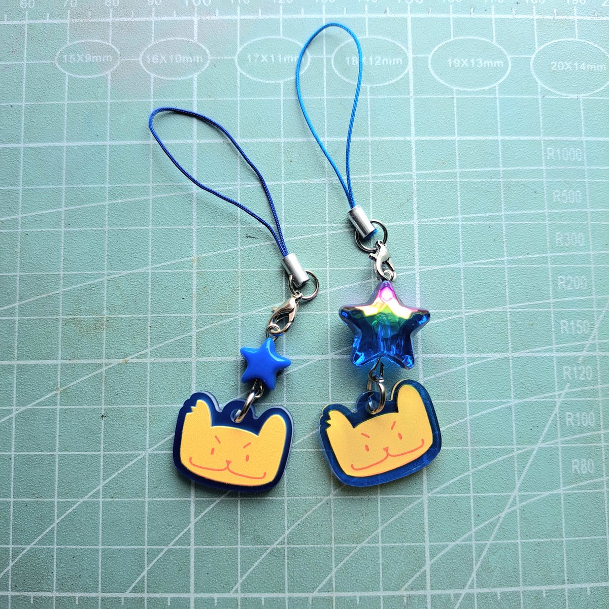 guys lebih suka bintangnya besar atau kecil??? btw ini buat #cf22 😋