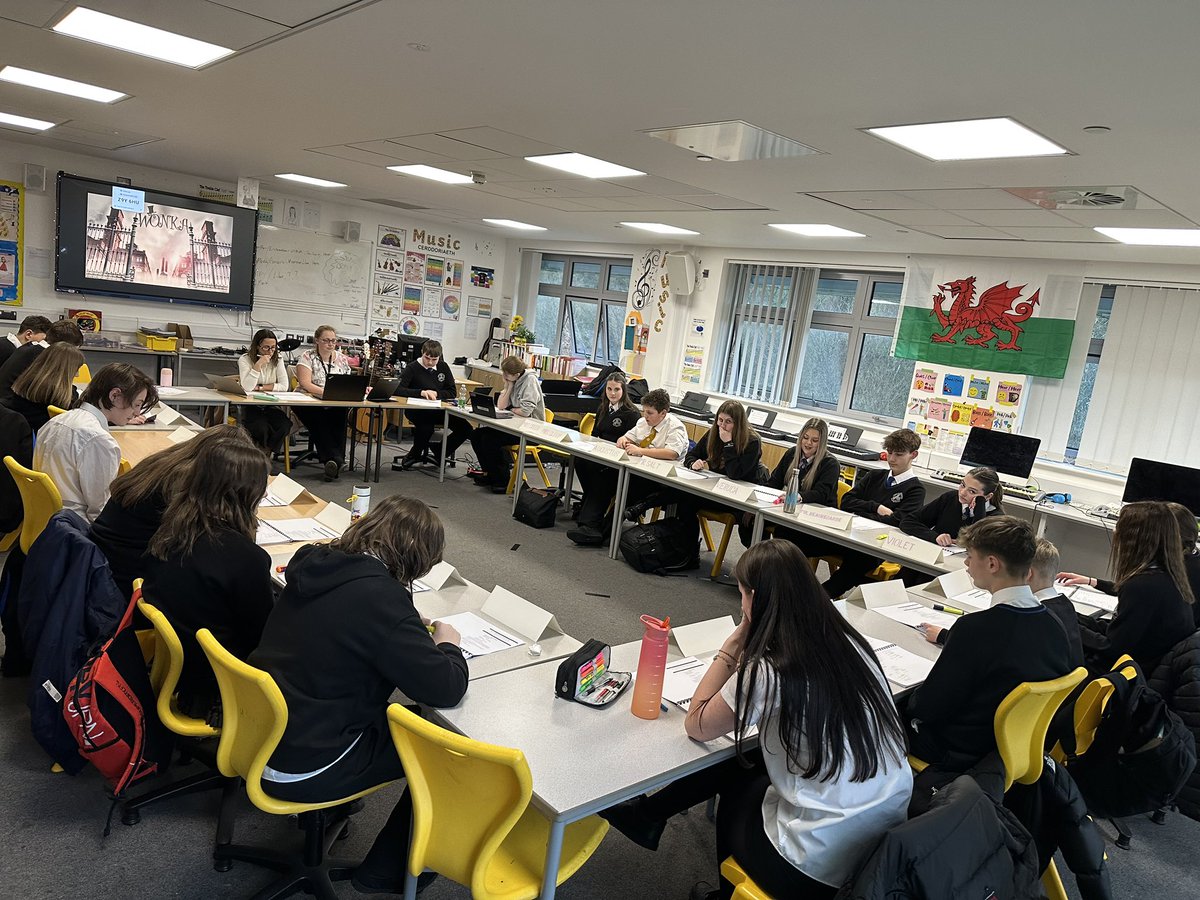 Islwyn High Music tweet media