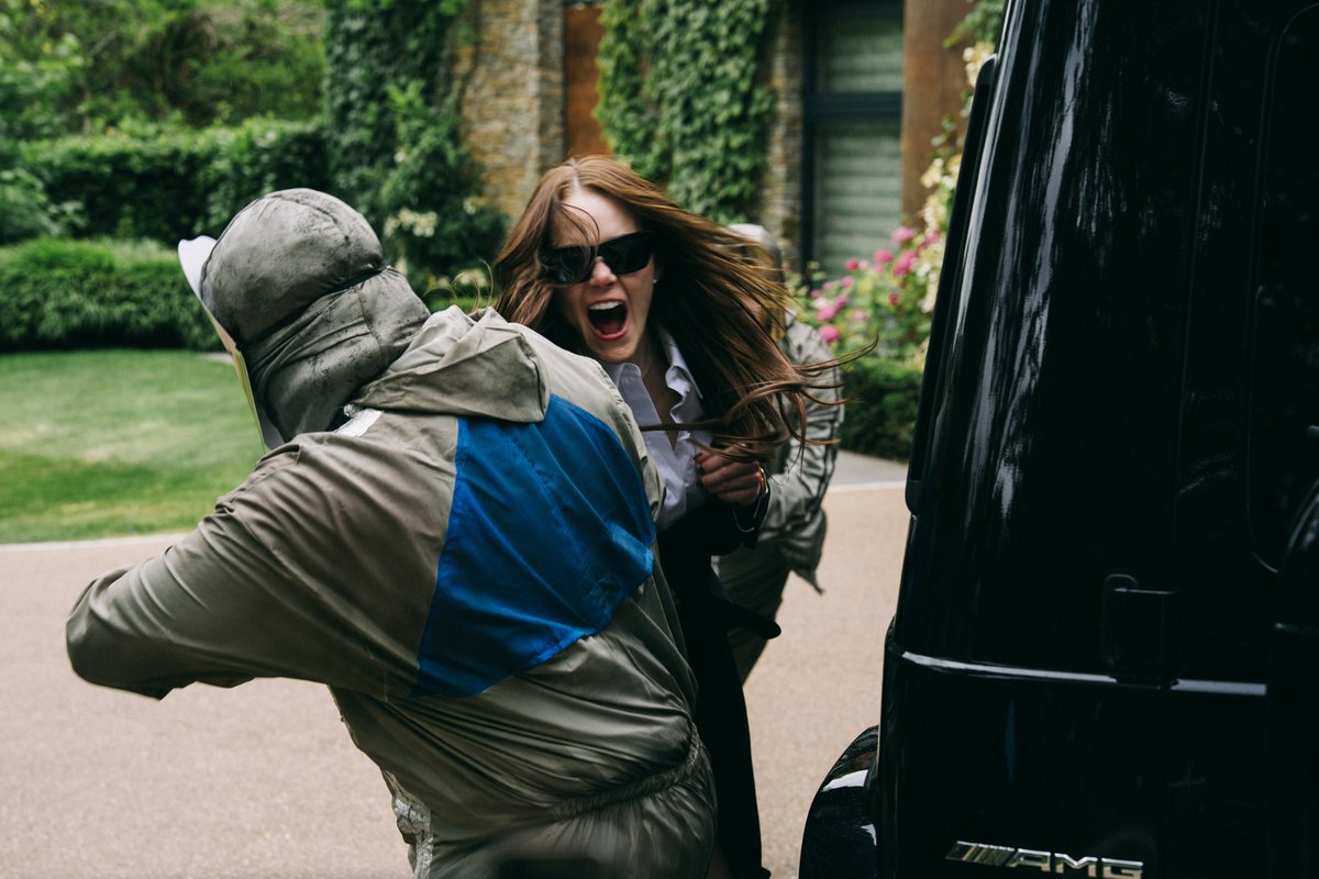 映画『ブゴニア』公式 tweet media