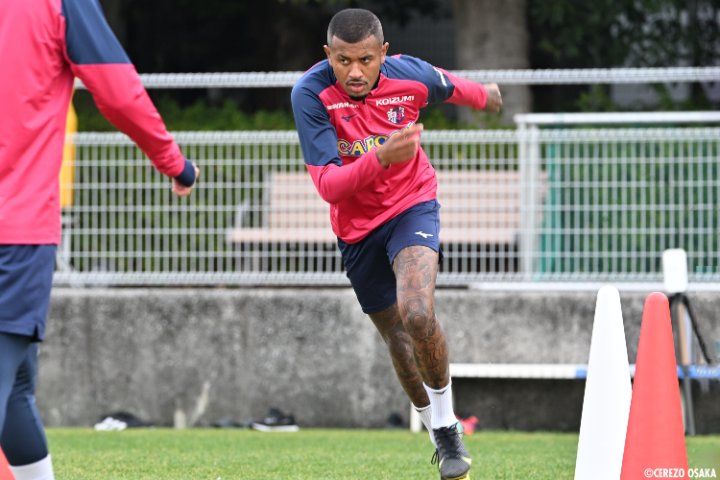 🌸今日の舞洲🌸 明日の #V・ファーレン長崎 戦に向けてトレーニング