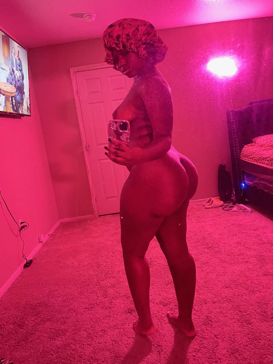 LEX 💋 tweet media