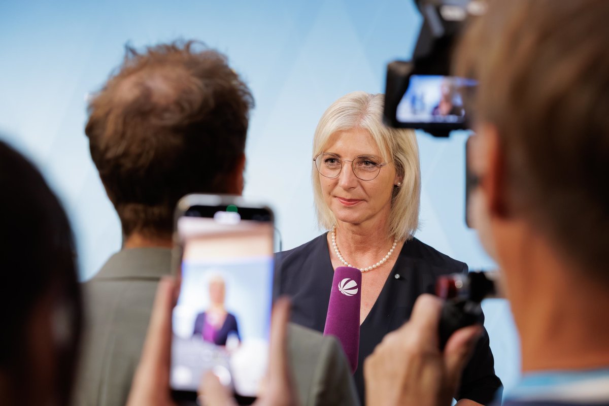 Bayerisches Sozialministerium tweet media