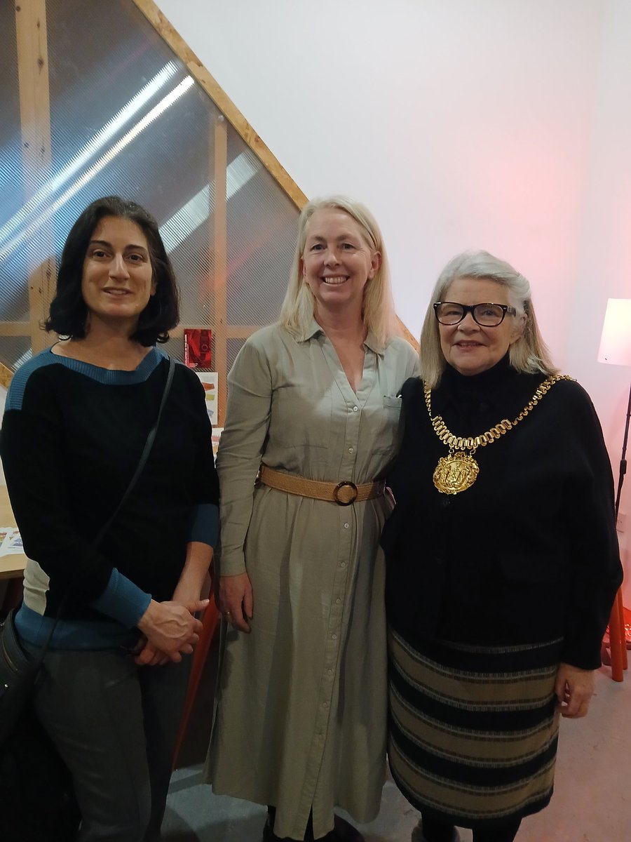 Child Death Helpline tweet media