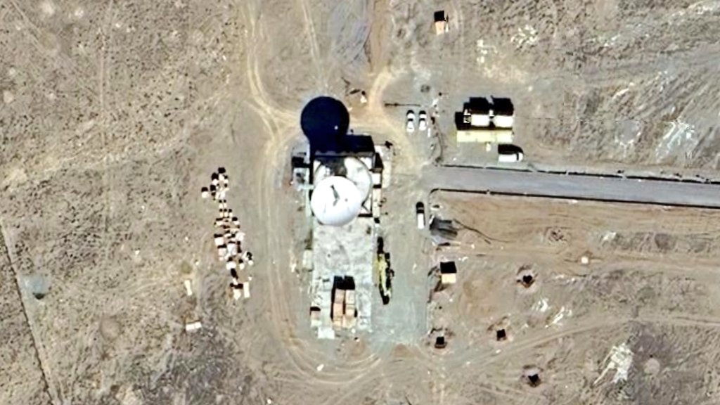 ∆ M ! R | tweet media