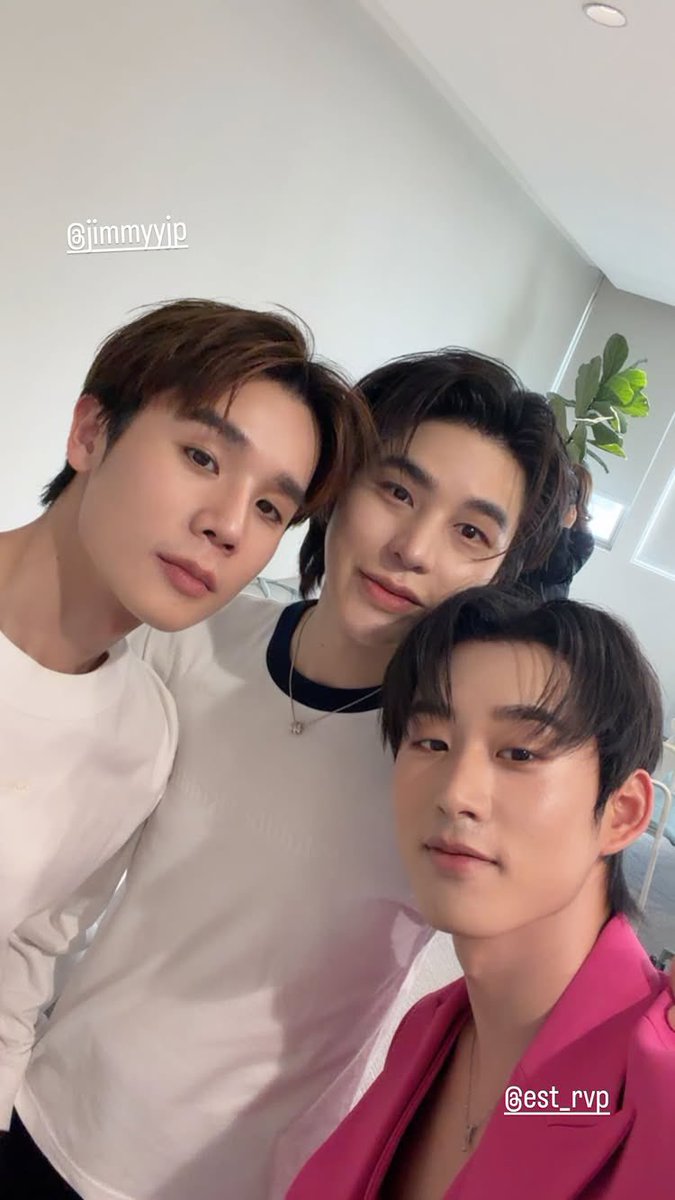 est with jimmy and p’tose 🥹💘

WILLIAMEST GLOW ERA
#EVEANDBOYXWILLIAMEST #est_rvp