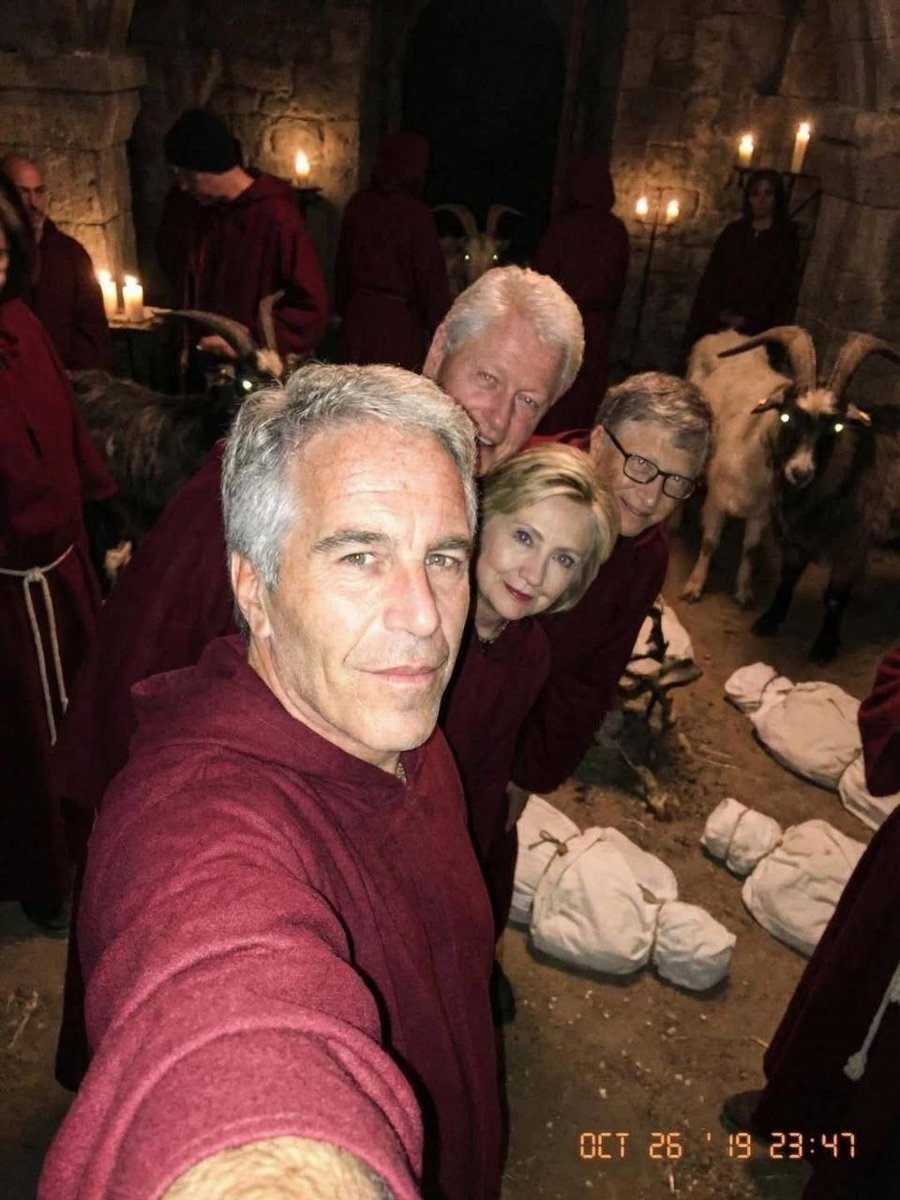 reyhan80975468's tweet photo. @SilentlySirs Mr. Clinton, any comment on the allegations of your connection to Epstein?
Clinton: (Smiles proudly) 😡

In Epstein’s world, powerful men raped children and were protected by law. https://t.co/qIFCxW1gFx