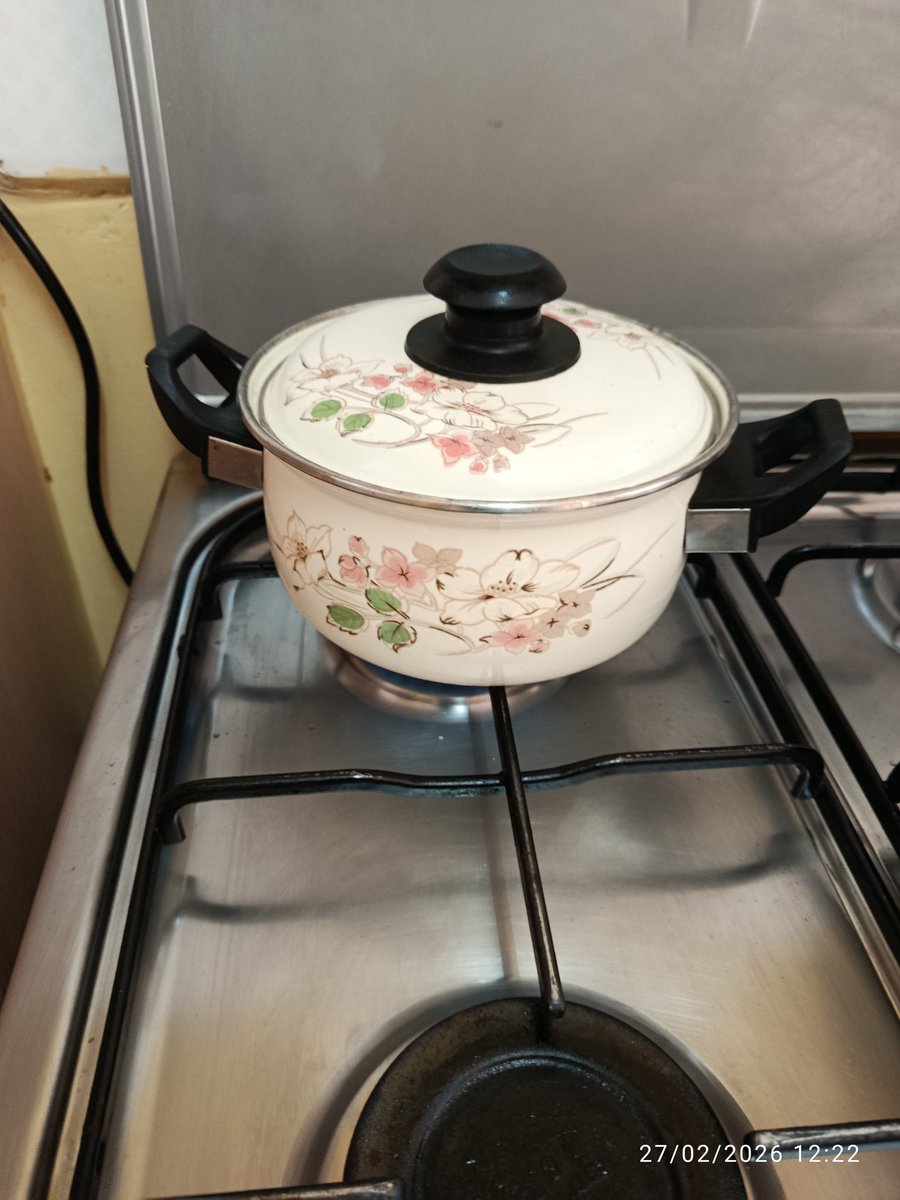 millicent bystander tweet media