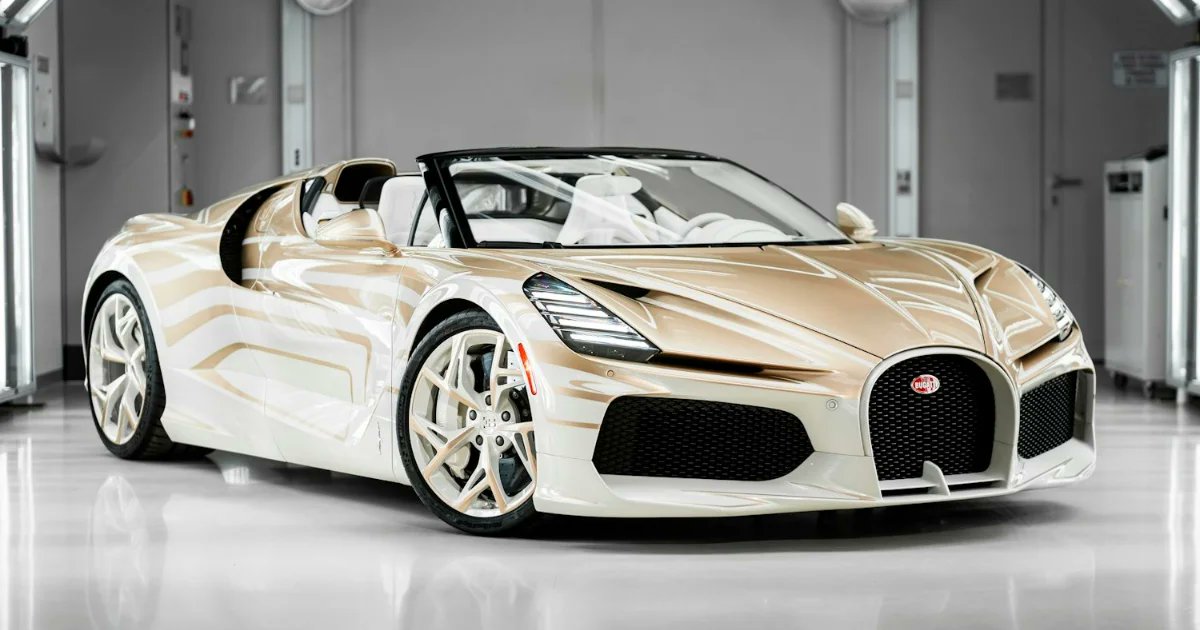 motorrove's tweet photo. the Sur Measure adds to their department the W16 Mistral “La Perle Rare,” which was customized in both exterior and interior, turning this W16-powered Bugatti hypercar into a profoundly personal work of art.

https://t.co/B6FxrSkTKv https://t.co/vRw5L32Rru