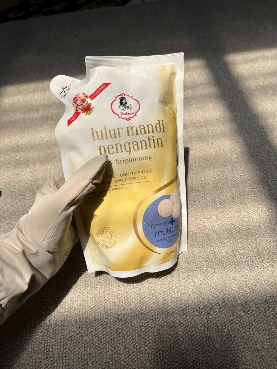 Adelia🌻 tweet media