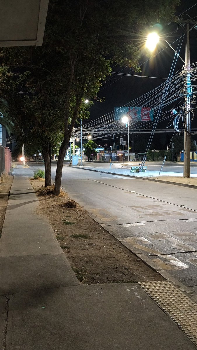 ciudadanorgua's tweet photo. @munirancagua @ragliatim sin energía eléctrica semáforo se Miguel Ramírez con san Joaquín https://t.co/IN8iTCpJfj