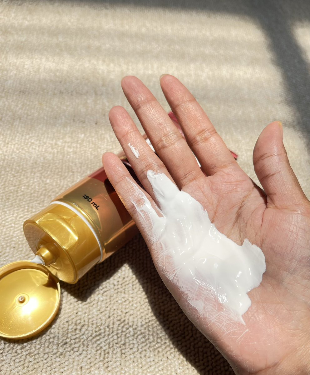 Adelia🌻 tweet media