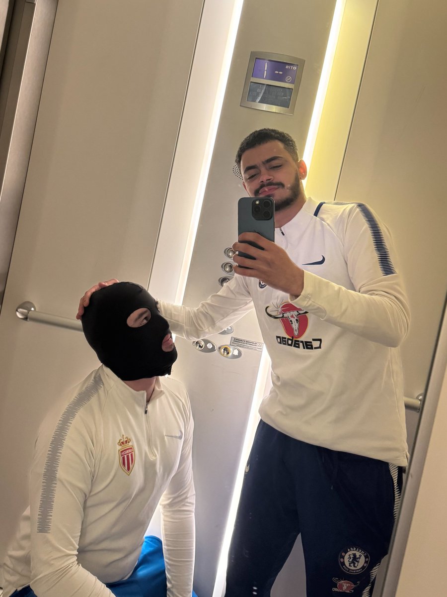 tnfetishboy's tweet photo. enfin de retour les bg et du lourd arrive avec mon pote @MasterSofiane vous êtes pas prêts 💪🏼😈🧦
allez vous abonner si vous voulez voir 👑 https://t.co/UkMnoBZNz1