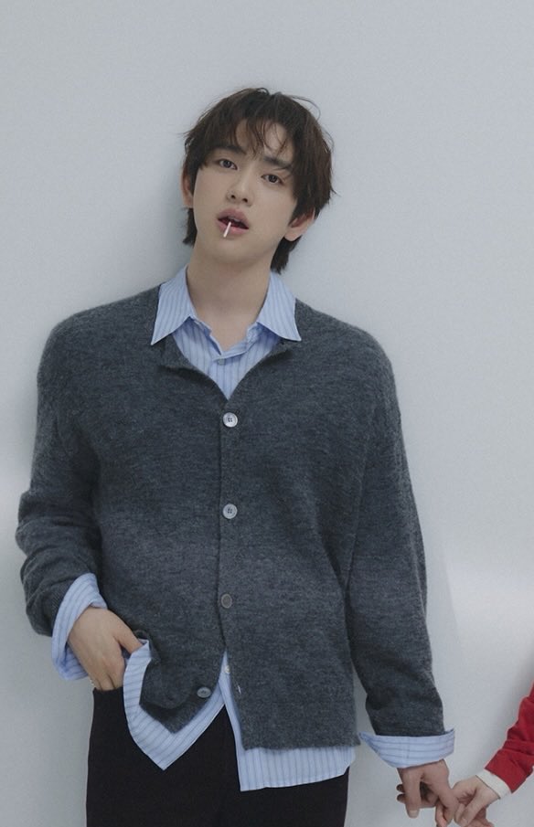 จินยองร่างพี่ทหาร กับ ร่างพี่พระเอก 🤧🤧🤧