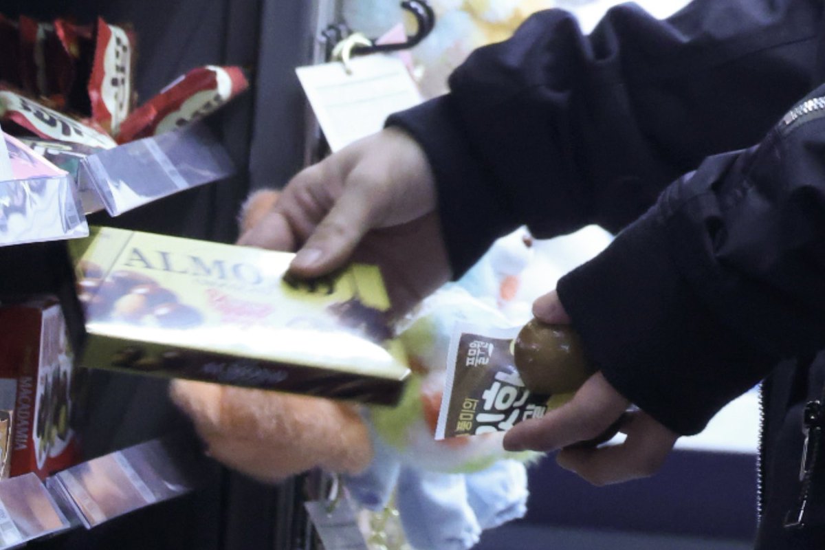 훈nini☻ tweet media