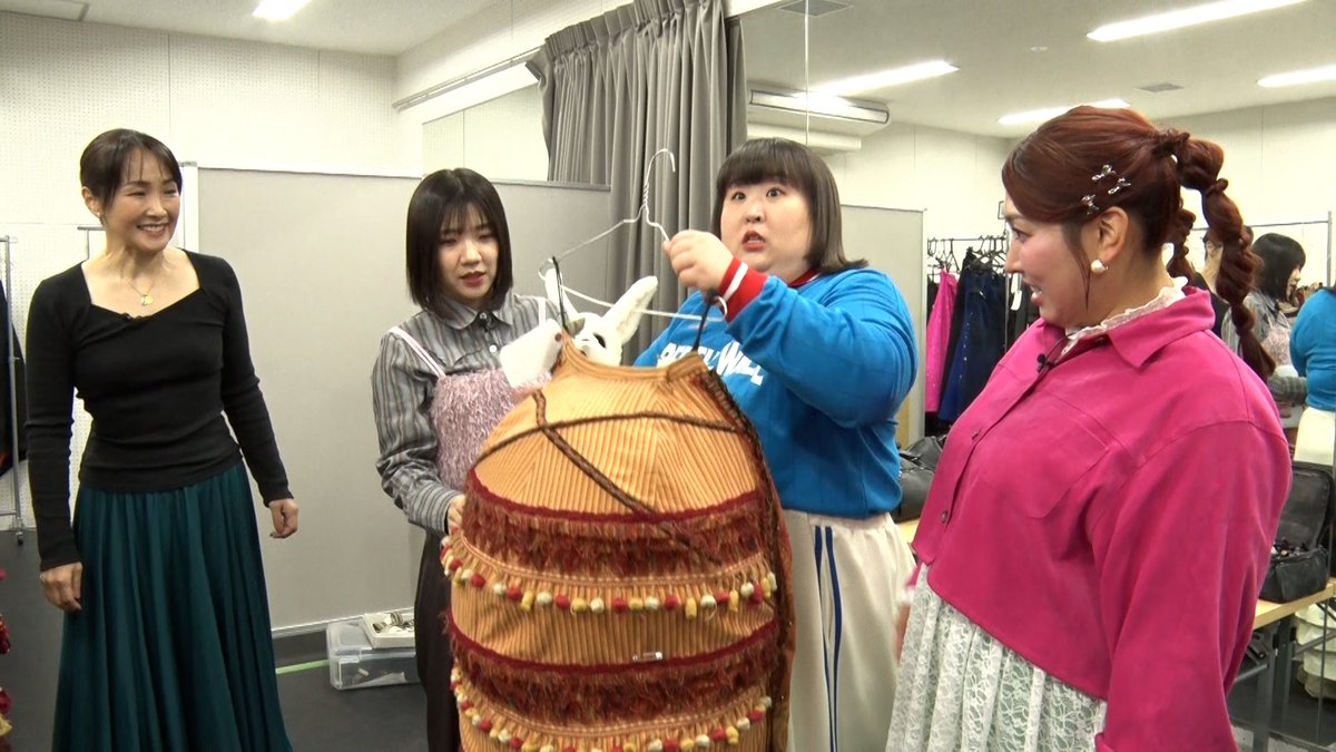 ミュージカル『メリー・ポピンズ』日本版公式 tweet media