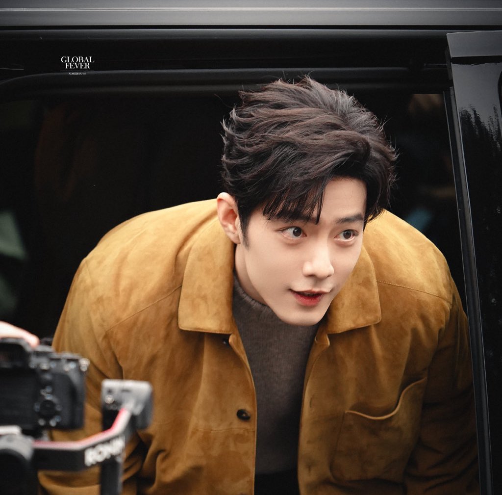 เอ็นดูแคปชั้นบ้าน GlobalFever อ่ะ🥺

“ลูกแมวที่ไหนมายื่นหน้าจดๆ จ้องๆ (โผล่หัว) ออกมาเนี่ยยย~” 🐱

มิลานฟชว.แบรนด์ Tod's ปีนี้น้องจ้านโครตจะเบบี้เบ้บแงวเหมียวเหมียวหง่าวจิงๆ ล้านคนเห็นรักแงวสองจ้าน🤲🏻💗