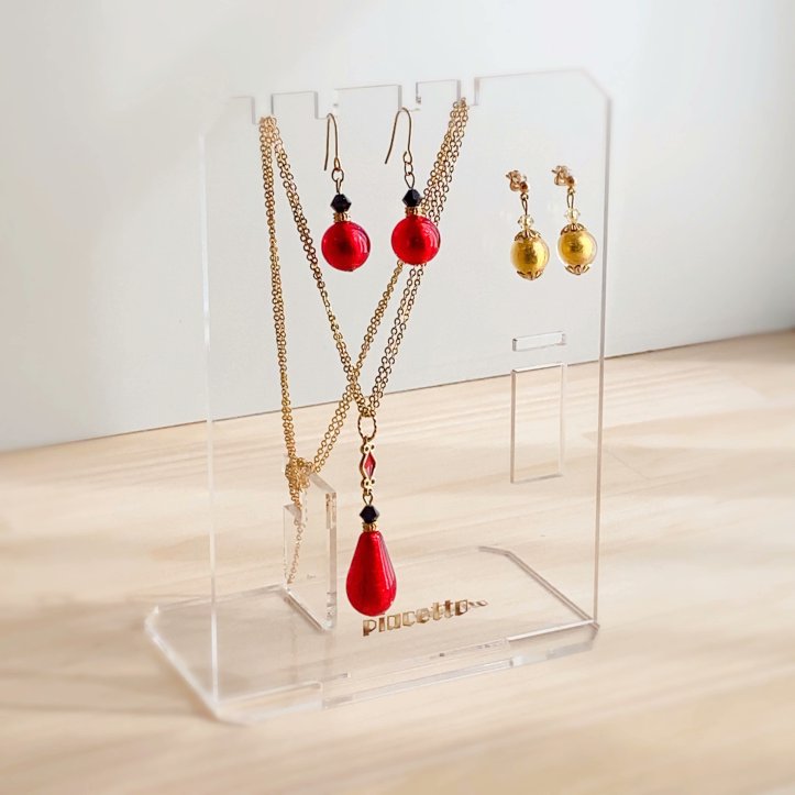 ˗ˏˋ 📢お知らせ   ˎˊ˗

piacetto様からアクセサリーを飾れるディスプレイスタンドが販売開始されているみたいです🙌🏻
着用してももちろん素敵ですが、
人間ちゃんの側にかわいく飾りませんか？

2月中は送料無料みたいなのでぜひご検討してみてください！

💍商品ページ💍
piacetto.online/collections/di…

#PR