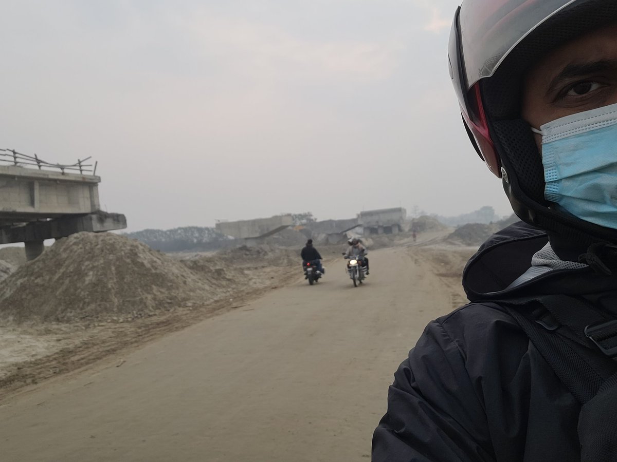 जनकपुर र राजविराज जोड्ने हुलाकी सडक यही पुलको कारणले जोडिन पाएको छैन। बालेनको कुरामा विरोध जनाउने निर्माण व्यवसायी संघका अध्यक्ष को के विचार छ यस पुल प्रति?