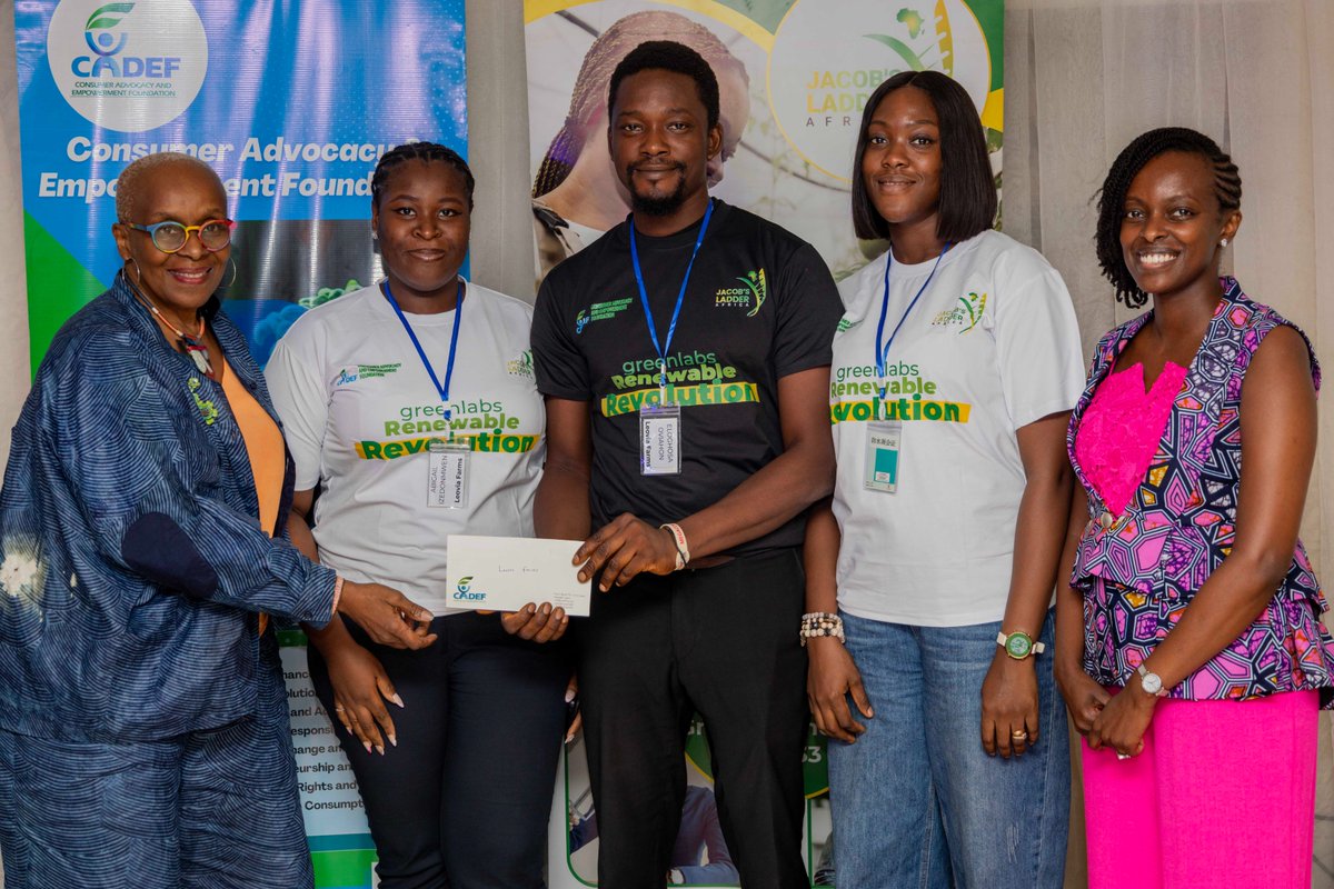 cadef_ng's tweet image. Coming up 3rd place at the greenlabs PFS Demo Day, Leovia Farms converts agro-waste into high-protein feed to help farmers cut feed costs by 25–40% while tackling organic waste.

Now heading into the Cohort 2 Incubation Programme, the journey to grow this solution begins!
#CADEF