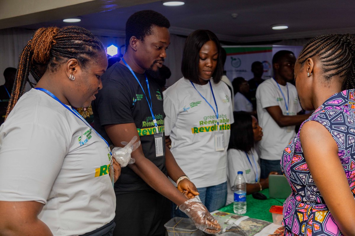 cadef_ng's tweet image. Coming up 3rd place at the greenlabs PFS Demo Day, Leovia Farms converts agro-waste into high-protein feed to help farmers cut feed costs by 25–40% while tackling organic waste.

Now heading into the Cohort 2 Incubation Programme, the journey to grow this solution begins!
#CADEF
