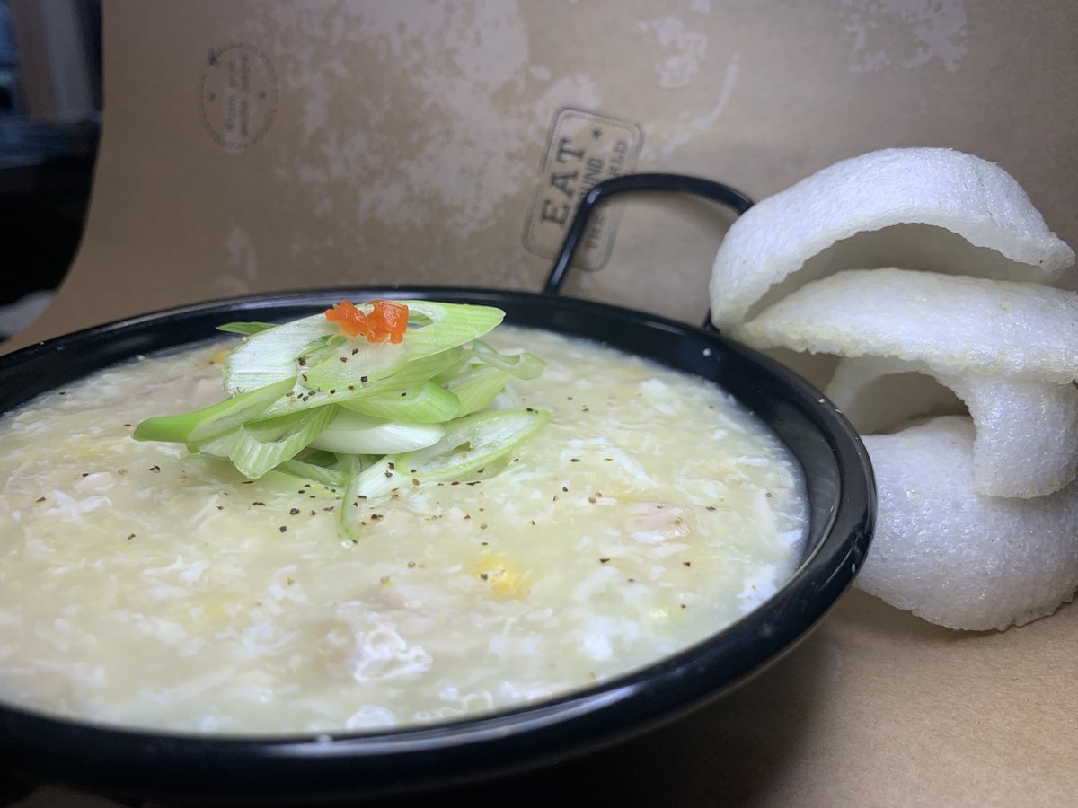 Fridays menu’s @alderhey
Treetops Restaurant: 
🥣Chicken &amp; sweetcorn 
🐟 Fish, chips &amp; mushy peas
🍄 Mushroom  Macaroni &amp; kale pesto
🍗 Chicken fried rice &amp; curry sauce
🥖Bbq chicken/ brie &amp; roast veg
Barista In The park
🥣Soup &amp; sandwiches 
Have a great weekend. 🙃🤣
💙🍽🧑‍🍳#nhs