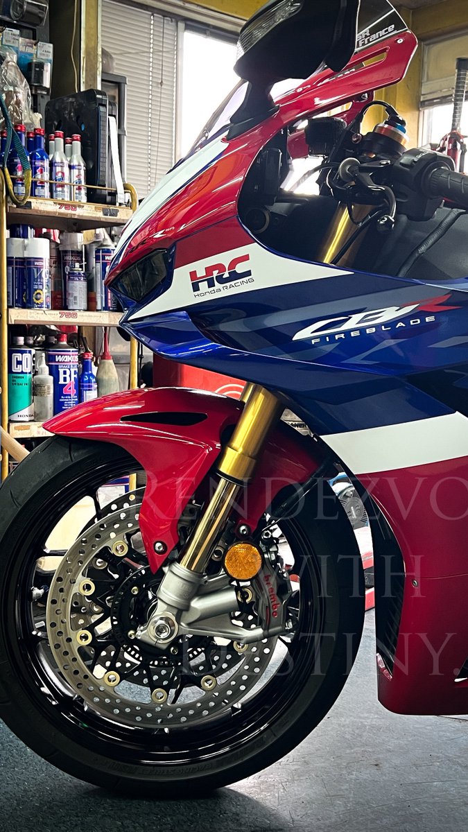 marq93hispeed's tweet image. RS11はあっという間になくなった
ナント勿体ない
私にはPower GP2で十分

今日は半休とってタイヤ交換でした

#honda #cbr