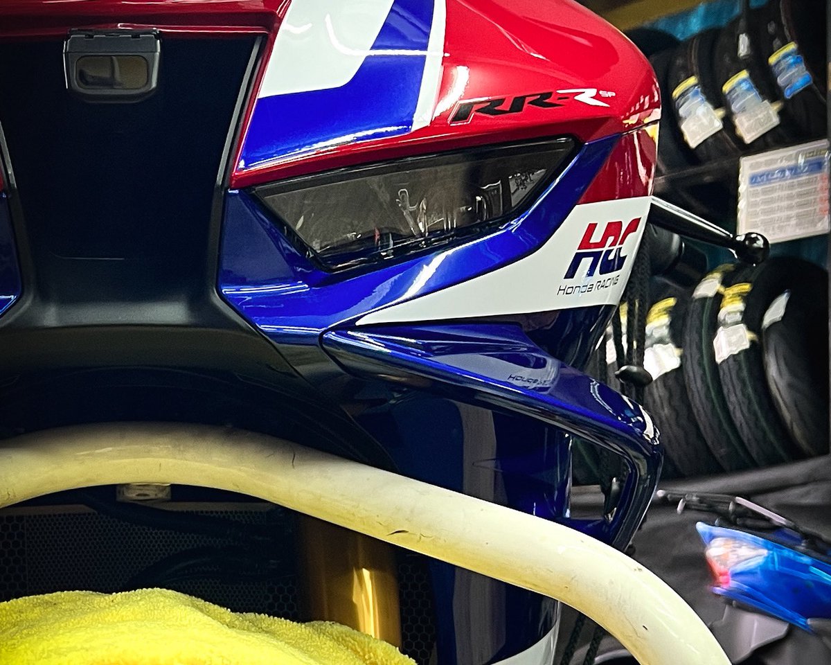 marq93hispeed's tweet image. RS11はあっという間になくなった
ナント勿体ない
私にはPower GP2で十分

今日は半休とってタイヤ交換でした

#honda #cbr