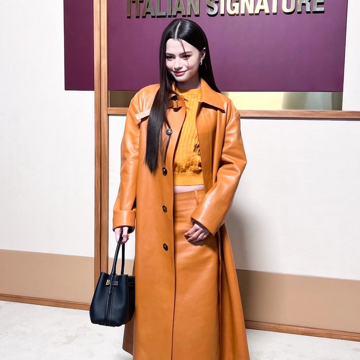 PastorianaH's tweet photo. Princesa na Tailandia X Princesa na Itália
e de novo ao mesmo tempo, com fusos extremos
🥰🥰
#BeckyxTodsFW26 #MFW26xBecky #FundaoxFreen #srchafreen https://t.co/drJuM7EhbC