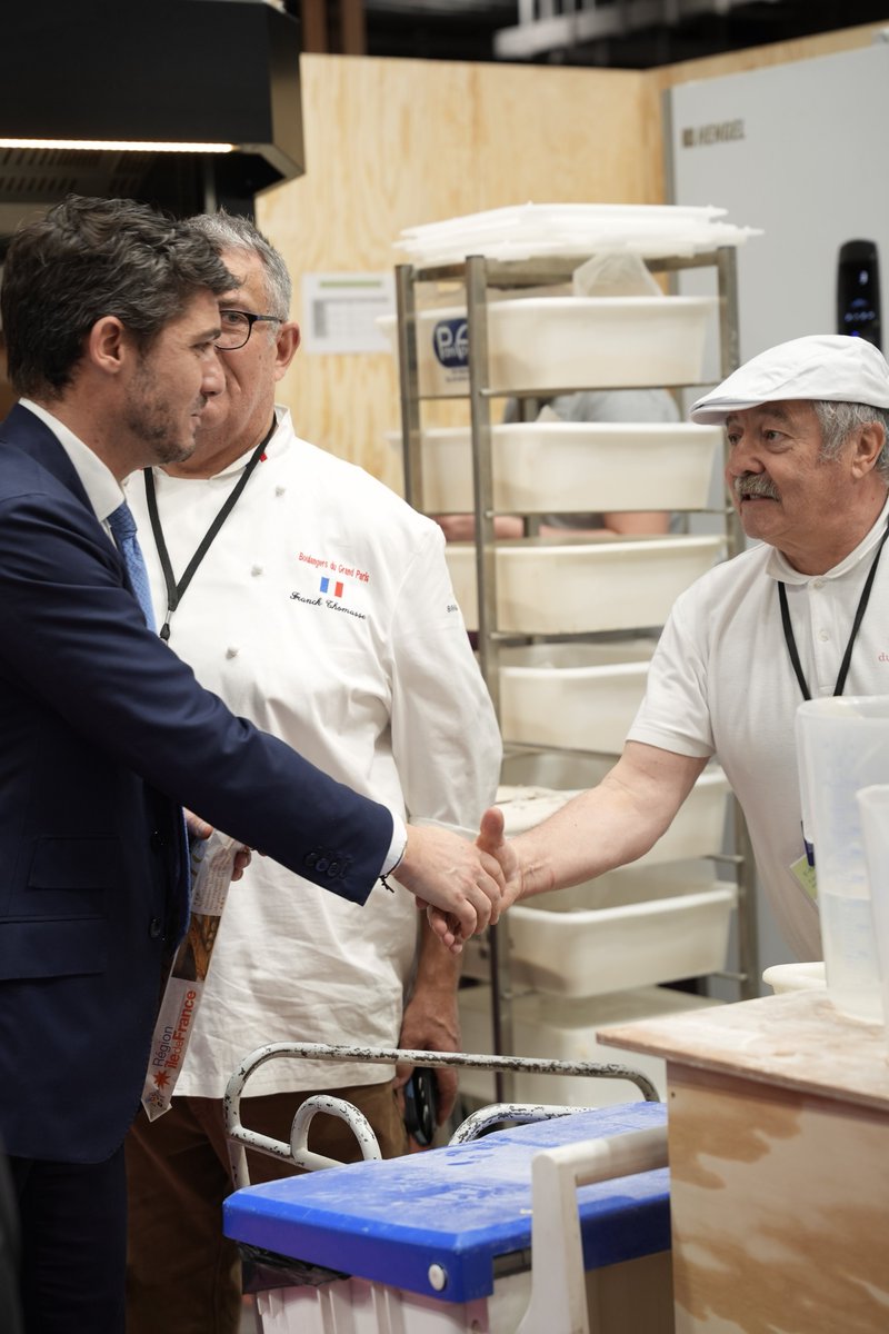 AurelienPradie's tweet photo. Parler d’agriculture, c’est parler de notre alimentation.

De ces métiers, de ces passions, de ces femmes et de ces hommes engagés pour le bien manger et le manger français.

#SIA2026 https://t.co/Qe085IPCpI