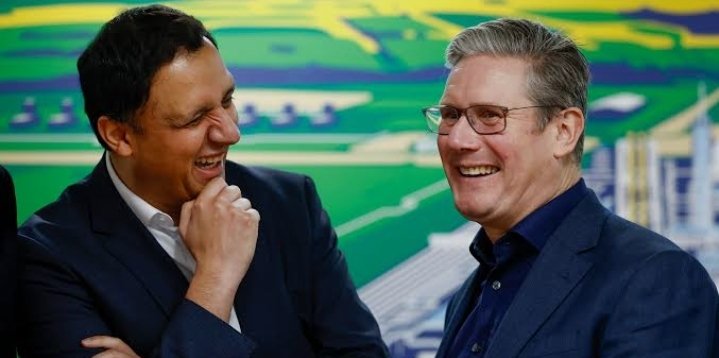 annewitha_e's tweet image. Sarwar will come out against Starmer today. He has to try to disassociate Labour in Scotland with Labour in ukgov. It's too late . An independent Scottish Labour party isn't what's on offer at #sge26