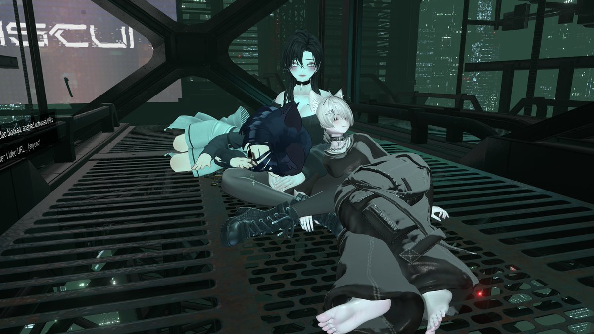 Milo Rserof tweet media