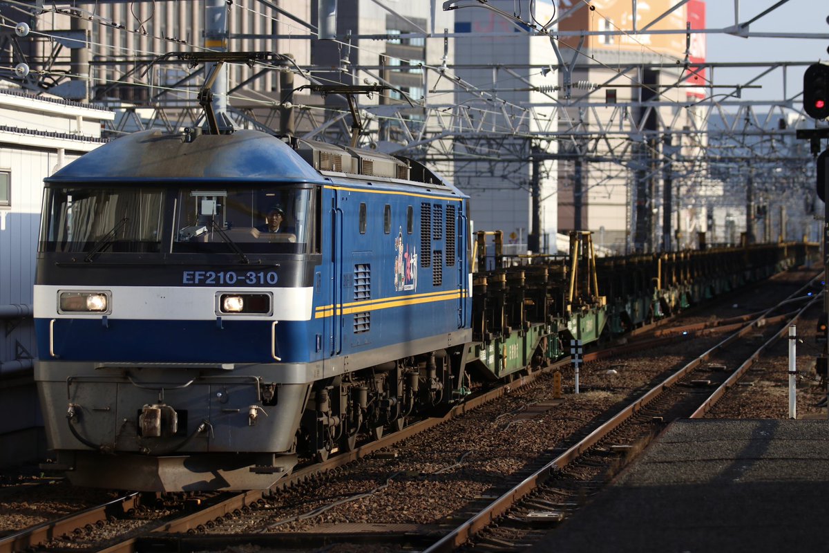 2026.02.26
8091レ　(レール返空)
EF210-310

名古屋駅にて