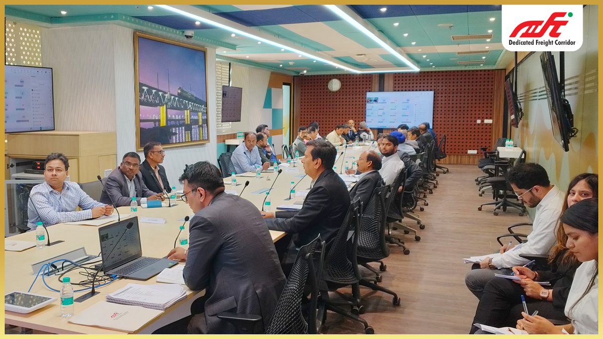 dfccil_india's tweet photo. 𝐆𝐚𝐭𝐢 𝐒𝐡𝐚𝐤𝐭𝐢 𝐌𝐮𝐥𝐭𝐢 𝐌𝐨𝐝𝐚𝐥 𝐂𝐚𝐫𝐠𝐨 𝐓𝐞𝐫𝐦𝐢𝐧𝐚𝐥 𝐚𝐭 𝐍𝐞𝐰 𝐏𝐫𝐢𝐭𝐡𝐚𝐥𝐚
Sh. Praveen Kumar, MD/DFCCIL, chaired a stakeholder meeting regarding the development of the #GatiShakti #CargoTerminal (GCT) at New Prithala on the #DedicatedFreightCorridor under the GCT Policy (Schedule 2).
The meeting focused on detailed deliberations covering #infrastructure development, terminal planning, and key design considerations for the proposed cargo terminal. The discussion aimed at aligning infrastructure readiness with stakeholder requirements to enhance multimodal #logistics efficiency.
The meeting was joined by Sh. Shobhit Bhatnagar, Director/OP&BD; Sh. Anurag Sharma, Director/Infra; Sh. Manish Awasthy, ED/Infra; Sh. S.P. Verma, GGM/BD & BA; Sh. Vikas Srivastava, GGM/S&T; Sh. Ranvijay, GGM/Electrical; Sh. J K Agarwal, AGM/BD/ADI, Sh. Vijay Kumar, JGM/OP; Sh. Satveer Singh, DGM/OP, Sh Chandra Shekhar Sharma, DGM/BD, along with other senior officers.
Participating stakeholders included representatives from @AdaniOnline Logistics, JM Baxi, @DPWorldIndia, @cwc_warehouse, @TheJSWGroup Infrastructure, Sawariya Shakti, @concor_india, GMR Infrastructure, Hind Terminals, Shree Roadways, CJ Darcl Logistics, Jain Industries, Pristine Logistics, Martrade, BWCL, Allcargo Logistics, among others.
#DFCCIL #DedicatedFreightCorridor #MultimodalLogistics
