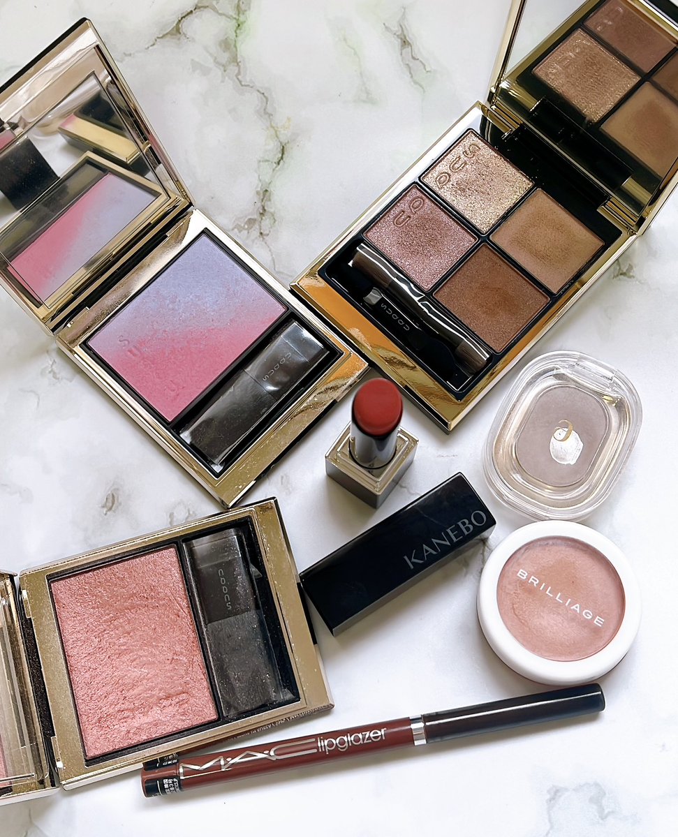 今日はSUQQUのシグニチャーカラーアイズ 152 囁咲❀.*・ﾟ リップは